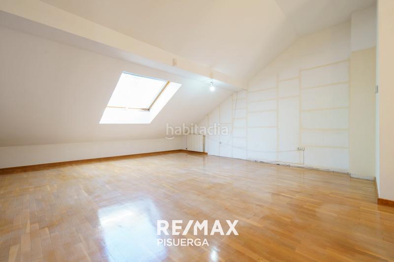 Foto 618cbf8a-4425-43a1-bfb6-179ab15587b9. Chalet en calle de juan de Valladolid 66 en Parquesol Valladolid