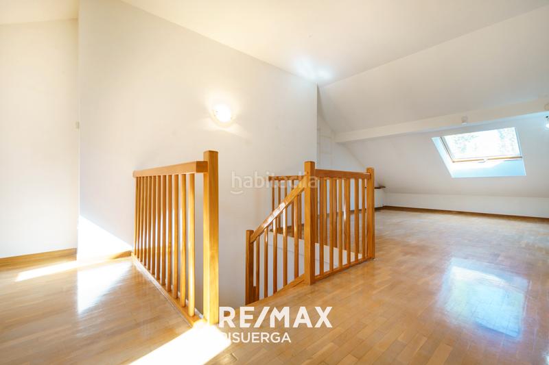 Foto d2fdad41-1162-4c44-b854-d58d128dcb1d. Chalet en calle de juan de Valladolid 66 en Parquesol Valladolid