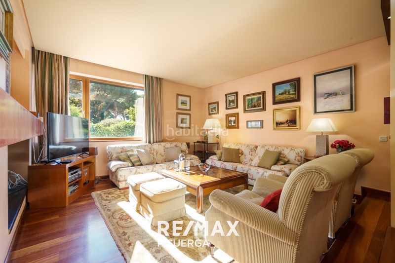 Foto 4f35b3a4-9246-47d1-b339-874d4749a15f. Chalet in calle barlovento 182 in Boecillo