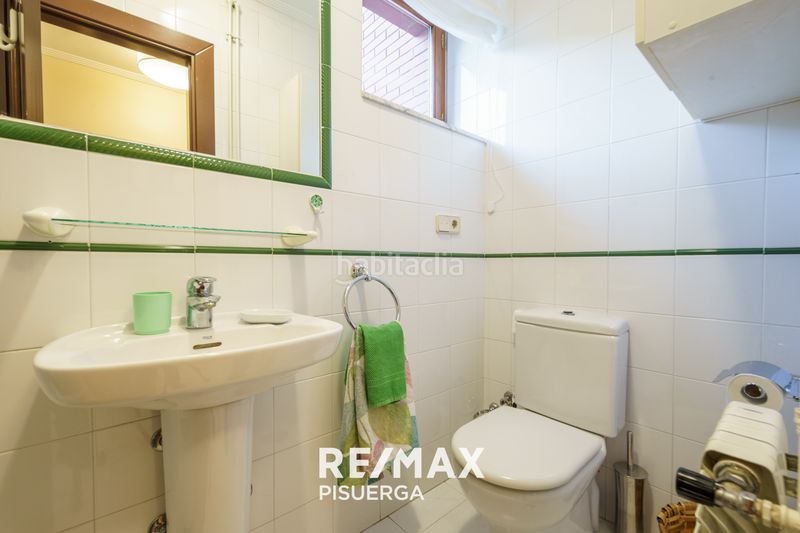 Foto 71996537-2813-468d-b04b-cd0627d2225c. Chalet in calle barlovento 182 in Boecillo