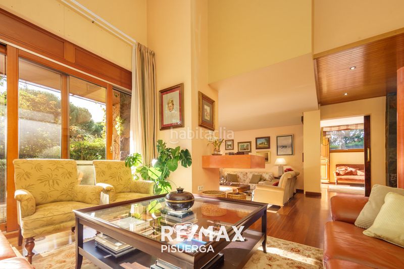 Foto 7c9f61f5-5ffe-4351-b60d-7749e9752783. Chalet in calle barlovento 182 in Boecillo