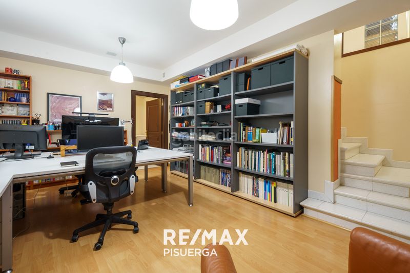 Foto a96774ea-9520-47f5-b7b1-4c9f0644bafa. Chalet in calle barlovento 182 in Boecillo