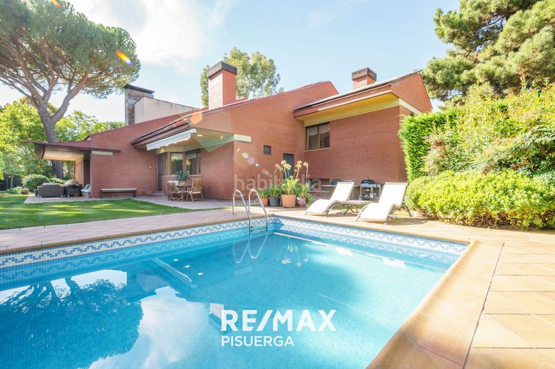 Foto b3e32f32-78fc-42e0-ac9f-2f53e4e6481d. Chalet in calle barlovento 182 in Boecillo