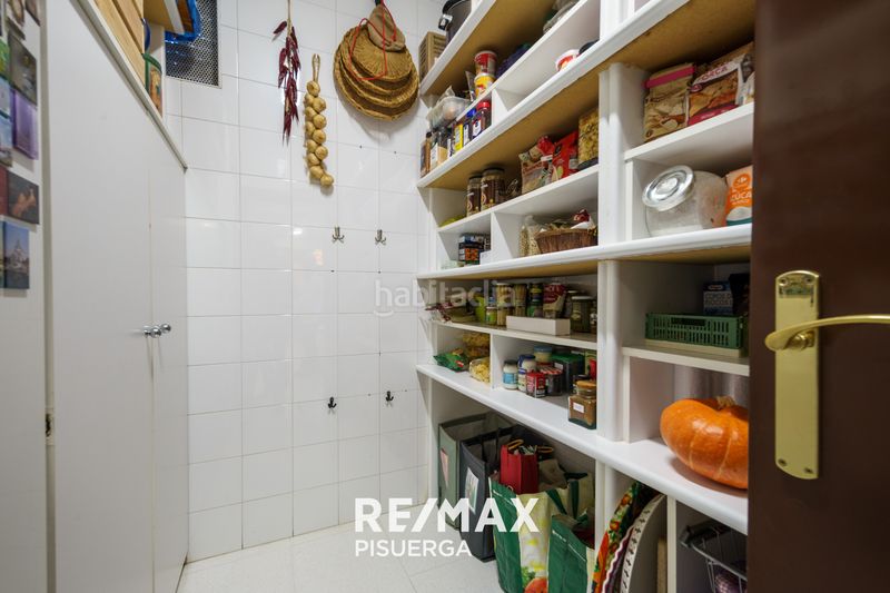 Foto b8d582aa-4ba8-47e4-9ad8-f54778e12e4a. Chalet in calle barlovento 182 in Boecillo