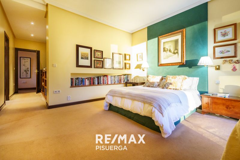 Foto c90a8f80-4203-44be-9459-77ac3011516a. Chalet in calle barlovento 182 in Boecillo