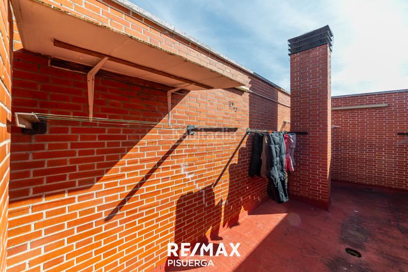 Foto 3d6ecb95-8eec-42cd-aff9-a952394f77e3. Piso en calle trinquete 2 en Cigales