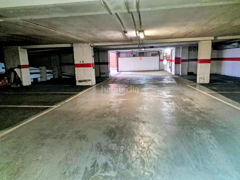 Foto f817466c-1d2c-4a7d-891b-3e1632319007. Parking coche en Centro Valladolid