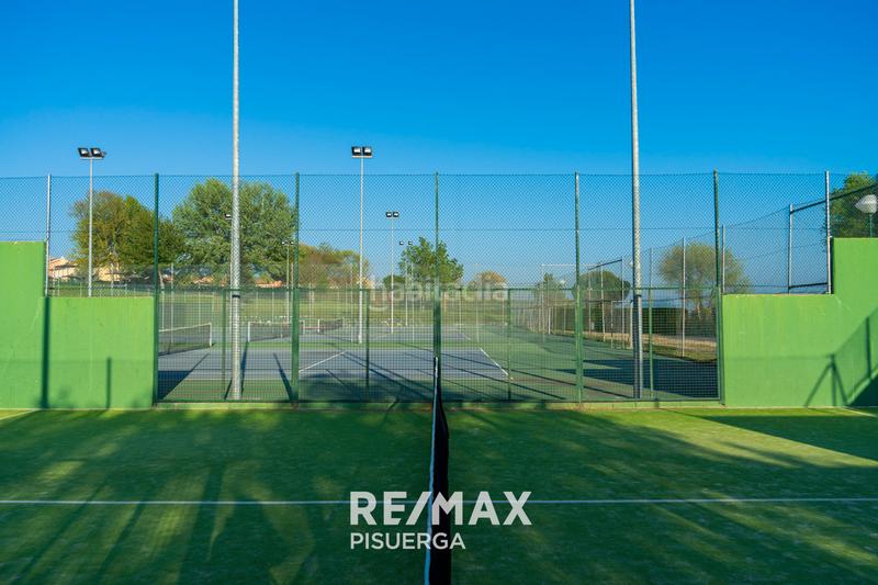 Foto 08df6dab-e1d9-49db-92a5-917e59a0ceec. Chalet in calle la flauta mágica 8 in El Berrocal Valladolid