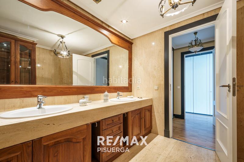 Foto 2ec489b1-65d9-4933-b5fb-2c2ada410cfb. Chalet in calle la flauta mágica 8 in El Berrocal Valladolid