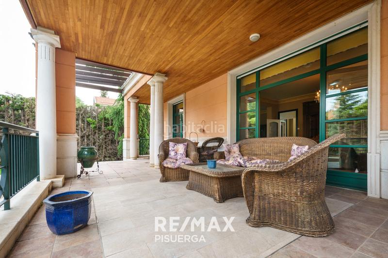 Foto 345fa58c-0ae3-485a-8723-3448a499fa3a. Chalet in calle la flauta mágica 8 in El Berrocal Valladolid