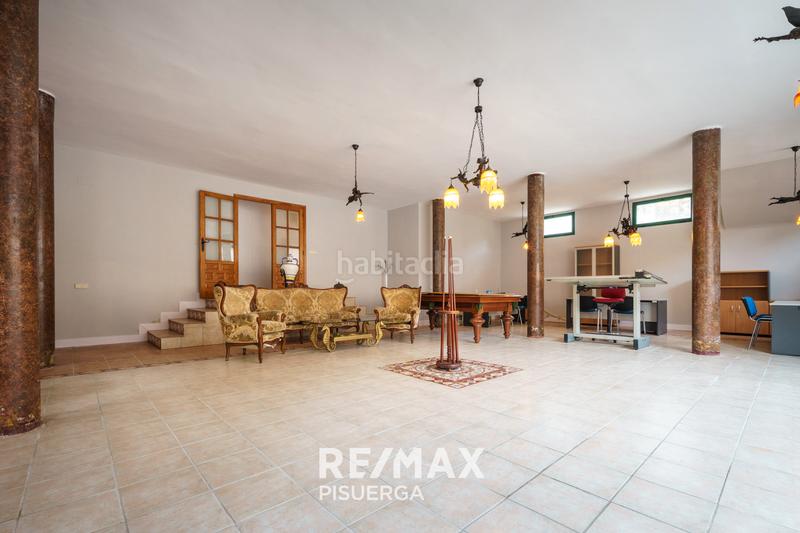 Foto 3fc2f89a-354a-4b04-bd01-68551a1e75ad. Chalet in calle la flauta mágica 8 in El Berrocal Valladolid