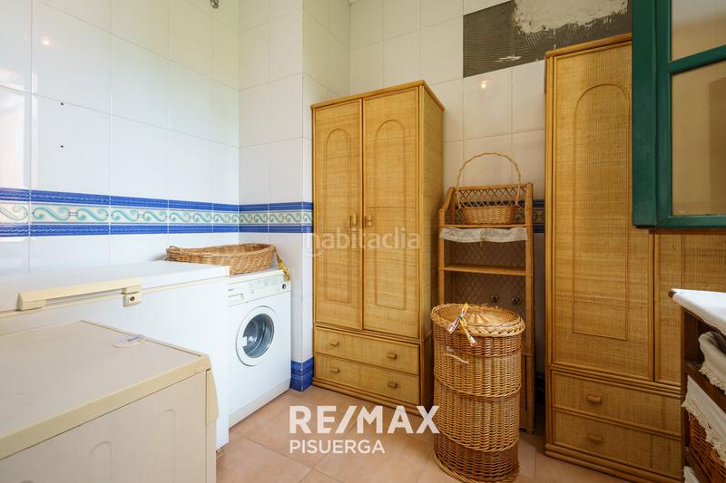 Foto 843b723a-e1e4-457a-b6ed-9769d814fe89. Chalet in calle la flauta mágica 8 in El Berrocal Valladolid