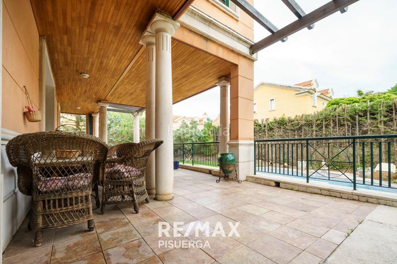 Foto 8d1897a8-49b0-4ab7-a316-fcd68f168c07. Chalet in calle la flauta mágica 8 in El Berrocal Valladolid