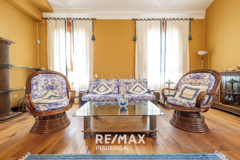 Foto b952b008-734f-4f9a-ab55-79153ef4157c. Chalet in calle la flauta mágica 8 in El Berrocal Valladolid