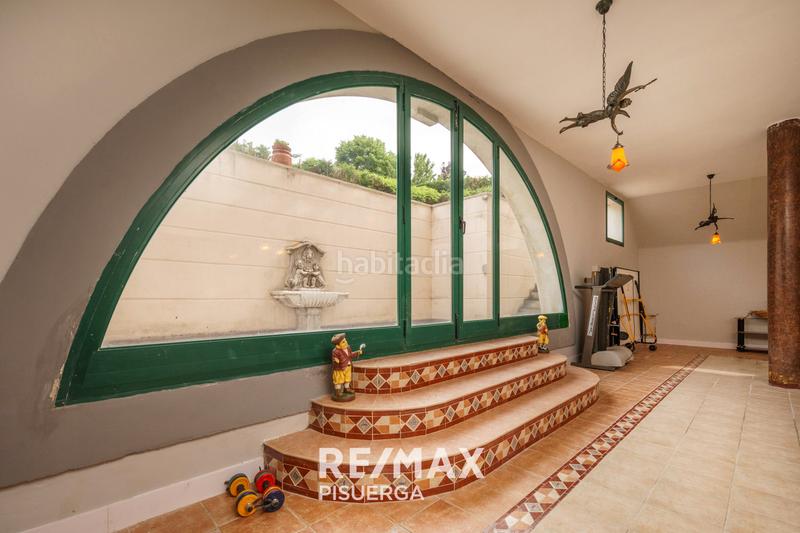 Foto 0c49d658-2798-4d34-8b43-2c097c174d5e. Chalet dans calle la flauta mágica 8 dans El Berrocal Valladolid