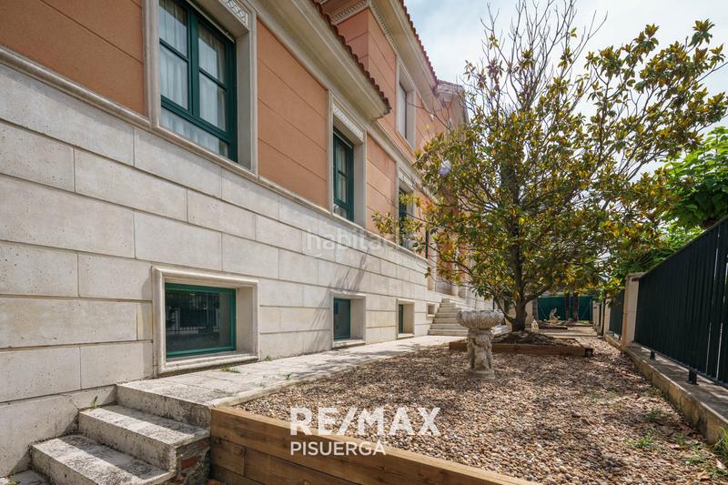 Foto 9b852344-0d3e-4936-9943-bd5eafc8e01c. Chalet dans calle la flauta mágica 8 dans El Berrocal Valladolid