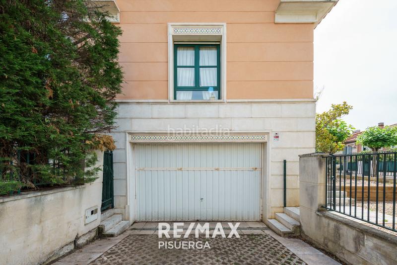 Foto c9ab079f-7b4d-4e21-ba3a-e7c62340942f. Chalet dans calle la flauta mágica 8 dans El Berrocal Valladolid