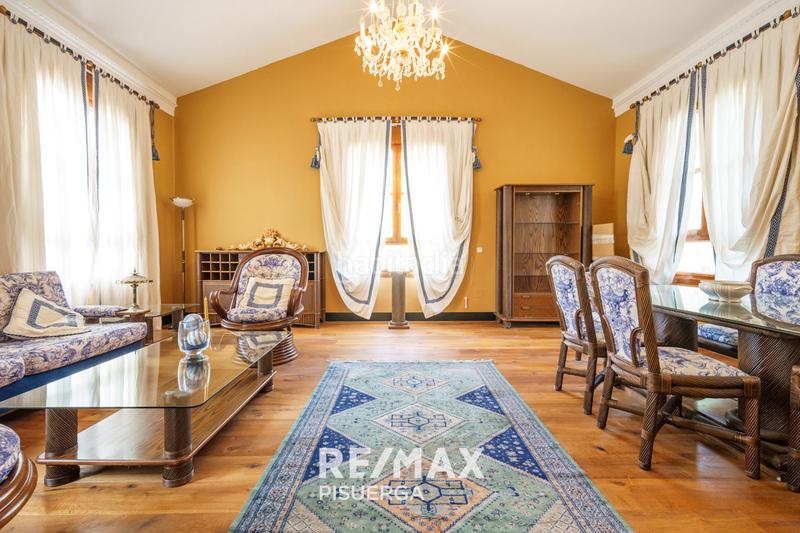 Foto d0e75192-fcc2-41ab-ad27-da0748261080. Chalet dans calle la flauta mágica 8 dans El Berrocal Valladolid