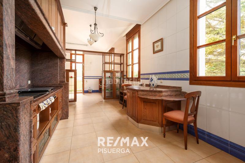 Foto d4ddf363-05fb-4327-bb52-ee49a42499f1. Chalet dans calle la flauta mágica 8 dans El Berrocal Valladolid