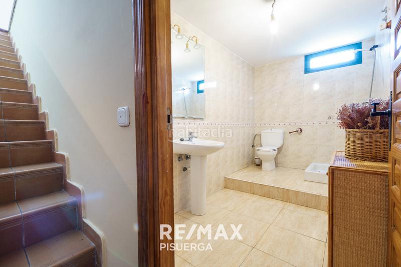 Foto f36c2e45-0a86-4a0f-86c0-1ef7e250823d. Chalet dans calle la flauta mágica 8 dans El Berrocal Valladolid