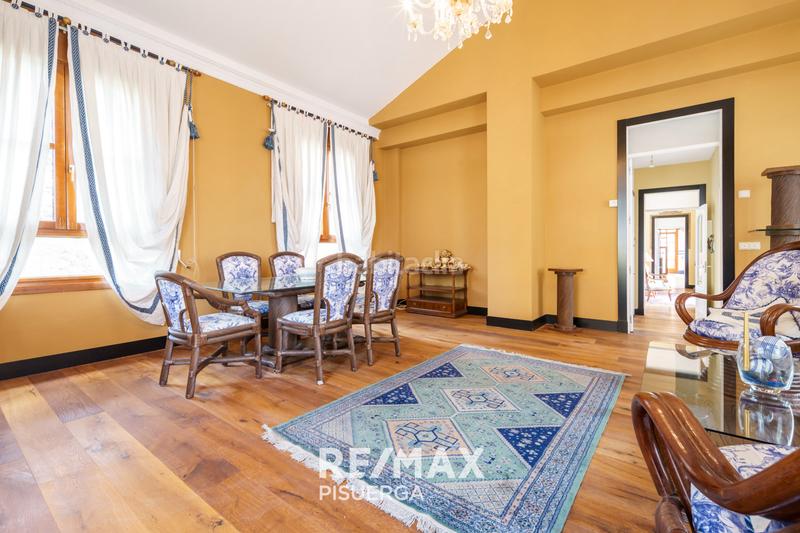 Foto 2ba30a25-3c57-44b6-99d7-47aae23c089f. Chalet in calle la flauta mágica 8 in El Berrocal Valladolid