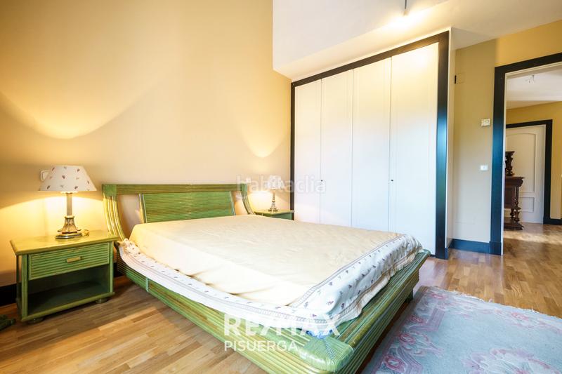 Foto 74065c56-2df0-4ba3-aa5b-aa45bca9d29e. Chalet in calle la flauta mágica 8 in El Berrocal Valladolid