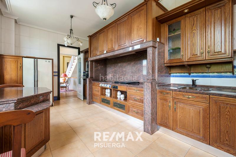 Foto 81e3d985-b87b-460c-983d-2d3c2586c49a. Chalet in calle la flauta mágica 8 in El Berrocal Valladolid