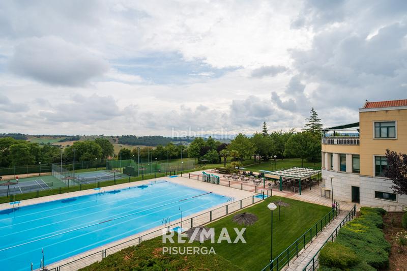 Foto a6729b2c-3458-4362-b05b-af27d38ab660. Chalet in calle la flauta mágica 8 in El Berrocal Valladolid