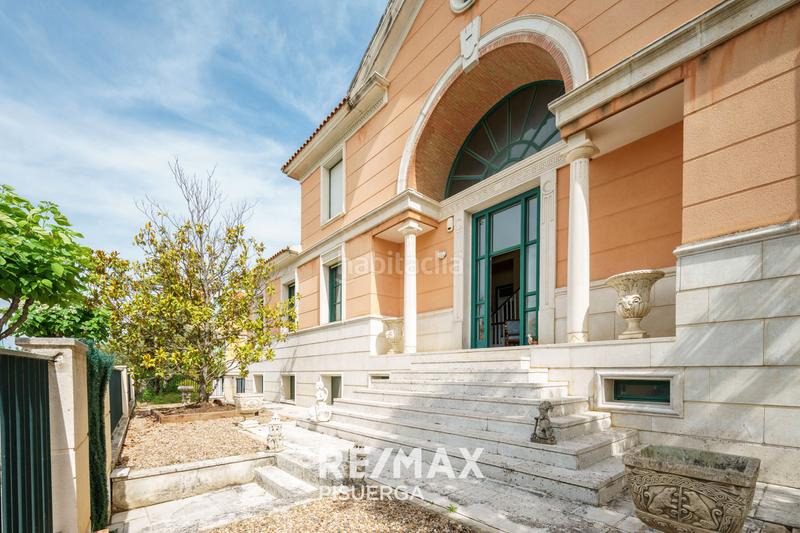 Foto b65665fc-a702-4a80-8d5d-b985c6d5772a. Chalet in calle la flauta mágica 8 in El Berrocal Valladolid