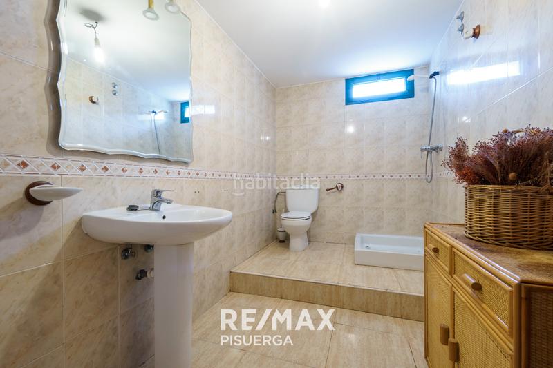 Foto c8759758-1c95-43eb-ab0d-9f7f6c5544a7. Chalet in calle la flauta mágica 8 in El Berrocal Valladolid