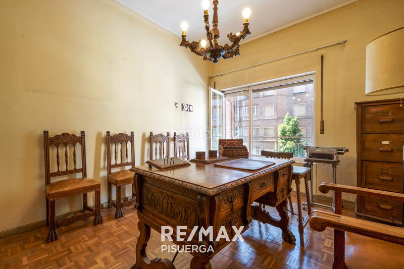 Foto 284cf628-dc89-43ed-9686-ce11e5bb707a. Flat in calle tudela 3 in Circular Valladolid