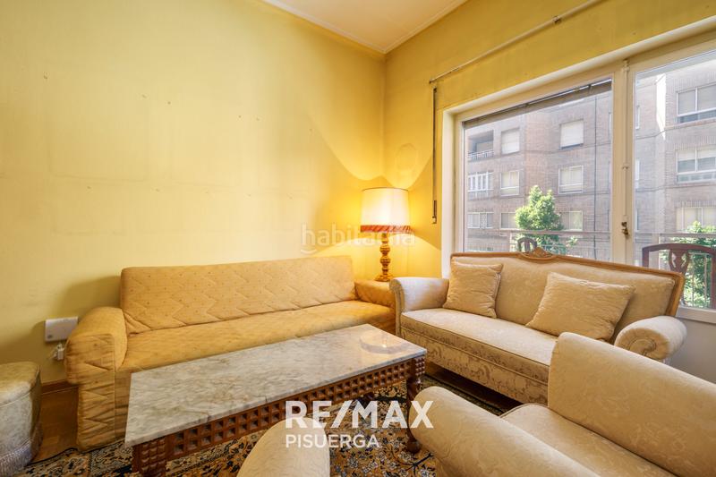 Foto 3d2378df-68c3-4a94-8acd-81cb1a22366b. Flat in calle tudela 3 in Circular Valladolid