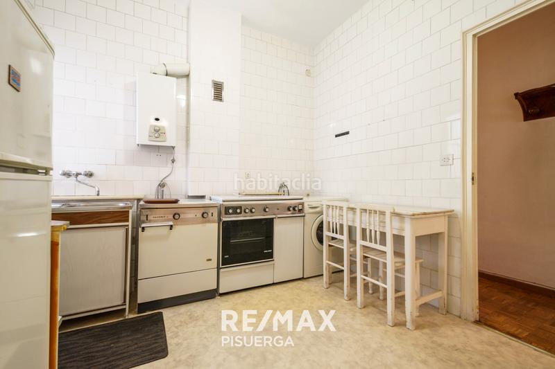 Foto 9b204dd8-0a81-4242-8728-944ab97385e0. Flat in calle tudela 3 in Circular Valladolid