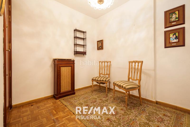 Foto bb6974d7-0e11-4918-b327-01812f5149ec. Flat in calle tudela 3 in Circular Valladolid