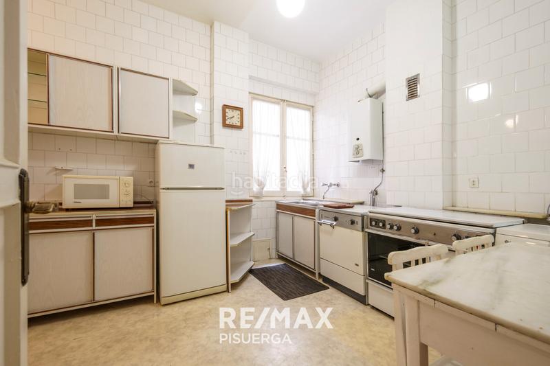 Foto e46c9a41-76f7-405d-bdfd-77a744c10965. Flat in calle tudela 3 in Circular Valladolid