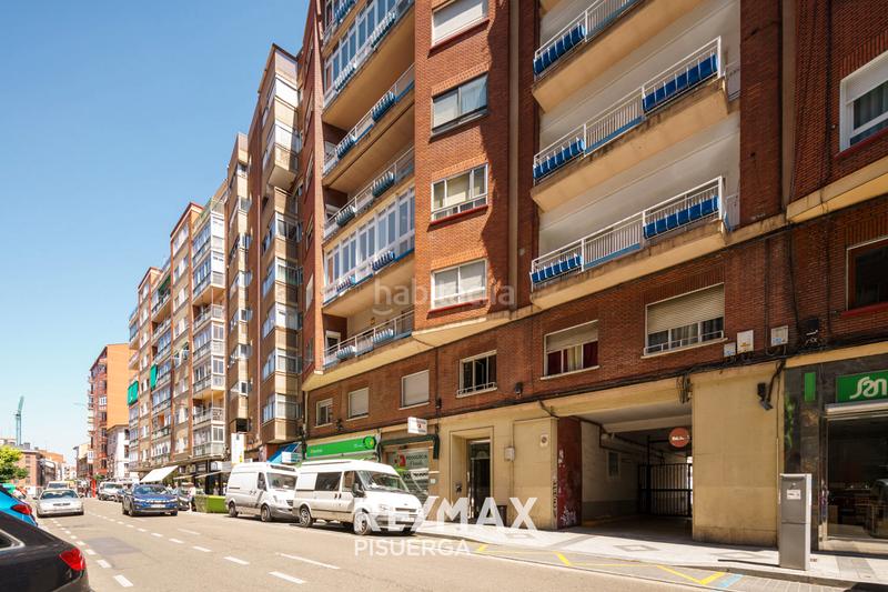 Foto fac389cc-8ae1-4b14-86ae-993834a5f4e5. Flat in calle tudela 3 in Circular Valladolid