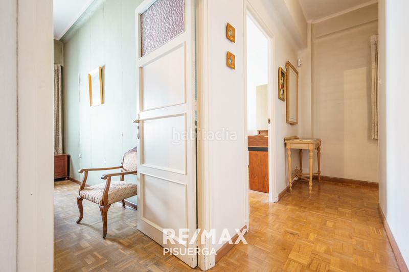 Foto 6c380158-a693-440c-8d80-d03c2658bea3. Piso en calle tudela 3 en Circular Valladolid