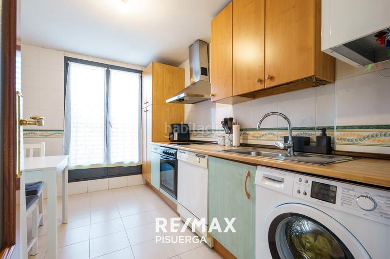 Foto 214d7faa-2dd2-4eea-8a45-cb5019b6c821. Piso en calle ciudad de la habana 9 en Parquesol Valladolid