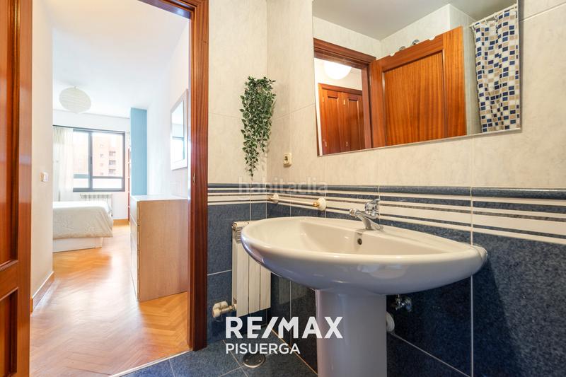 Foto 3d13c6b9-76ae-48e8-8b78-8f3a7387ab44. Piso en calle ciudad de la habana 9 en Parquesol Valladolid