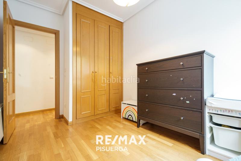 Foto 10b9d7f2-5109-49cf-bd43-6d8194798f2e. Appartamento in plaza juan pablo ii 7 in Villa de Prado Valladolid