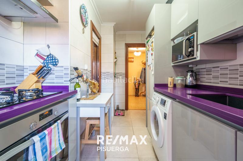 Foto 0b303639-a347-40de-a9a0-616669f0d3c7. Piso en calle de mateo seoane sobral 3 en Parquesol Valladolid