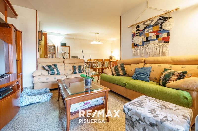 Foto b57d4370-3329-4db9-9ab9-8d1d0ab1fe2e. Piso en calle de mateo seoane sobral 3 en Parquesol Valladolid