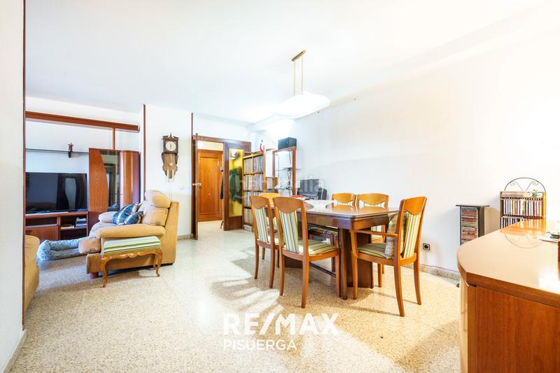 Foto dd9320e5-9576-42c5-a410-d722de3162ca. Piso en calle de mateo seoane sobral 3 en Parquesol Valladolid