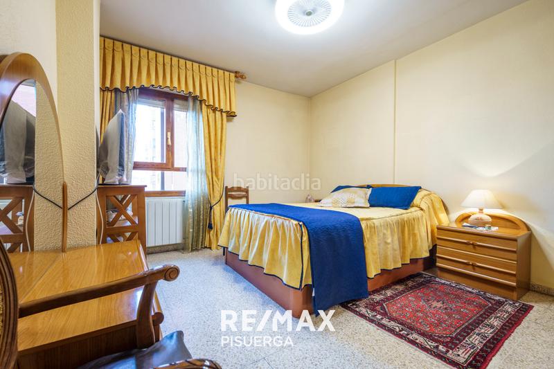 Foto fbced85b-cf57-45eb-8f92-05bd2a0ecb0b. Piso en calle de mateo seoane sobral 3 en Parquesol Valladolid