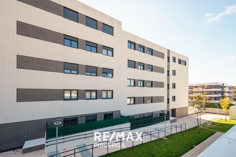 Foto 59cad9d8-67de-45ea-8660-d57464cbedb0. Appartamento con parcheggio piscina in Parquesol Valladolid