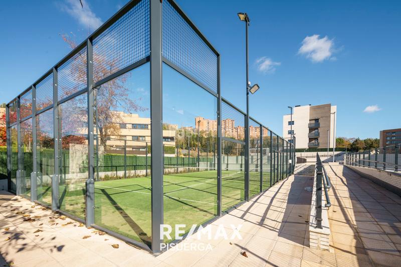 Foto 521ca767-89cb-43c7-bcf2-bd7d2ed94226. Etagenwohnung mit parking pool in Parquesol Valladolid