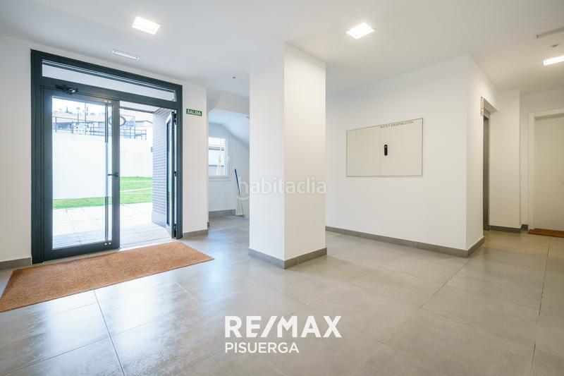 Foto 542cdde9-0b64-4314-9dd9-560d8a57a746. Flat with parking pool in Parquesol Valladolid