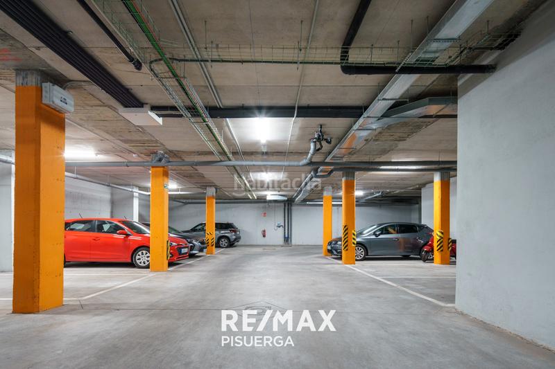 Foto 59dd858d-9986-46fe-98ed-b386d87872ed. Flat with parking pool in Parquesol Valladolid