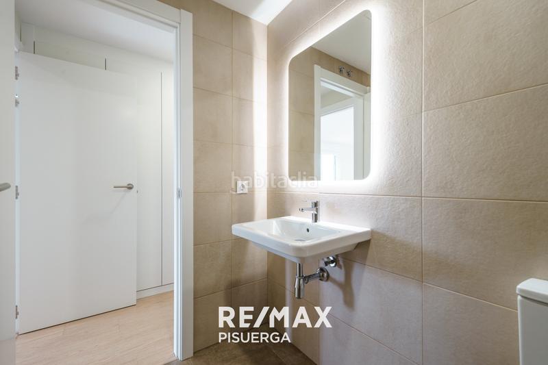 Foto eebd08aa-3f2a-4953-b16b-8d366f47ffd2. Flat with parking pool in Parquesol Valladolid