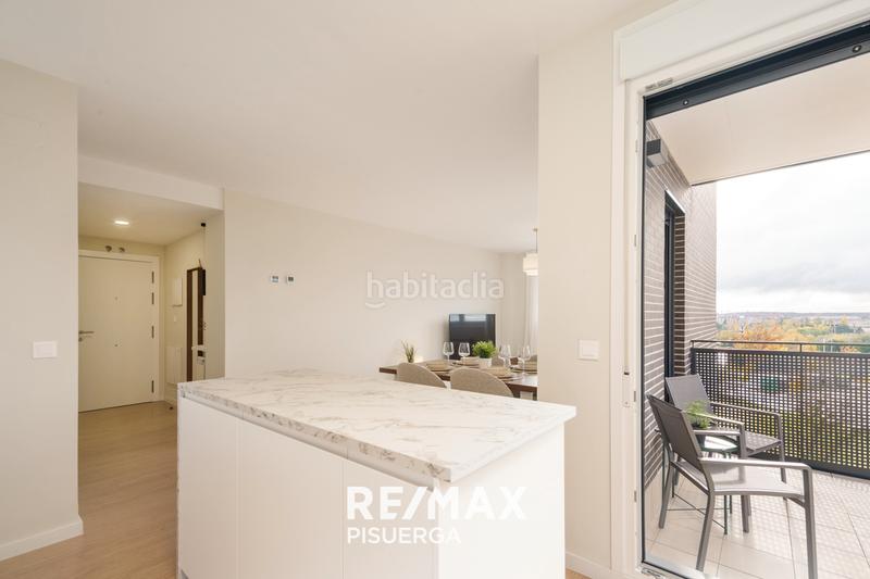 Foto 516ba943-1ddf-4f1a-b1b0-752f4abe8c22. Pis amb aparcament piscina a Parquesol Valladolid